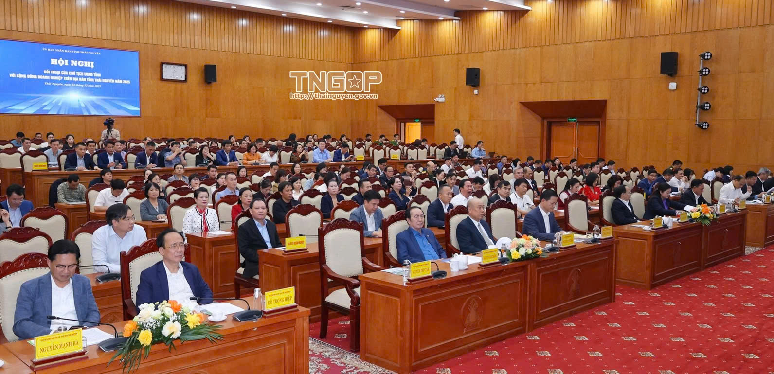 Chính quyền - Doanh nghiệp: Cùng bàn, cùng làm, vì sự phát triển chung